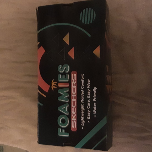 HP!🎉Skechers NWOT Foamies Flip Flop Lightweight Sandals Womans 10 Medium Width - Picture 3 of 7